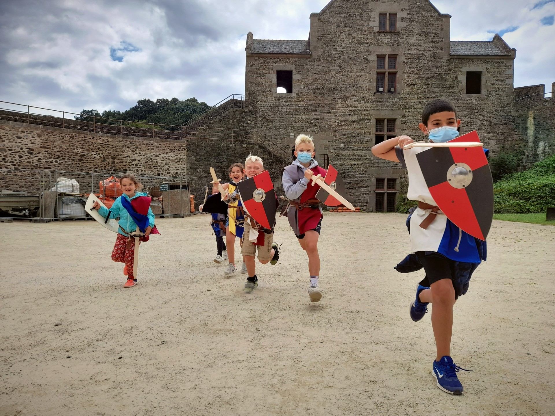 Chateau de Fougères - Atelier pédagogique-Enfants chevaliers