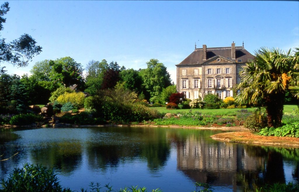 Castillo La Folière en el corazón del Parque Botánico de la Alta Bretaña