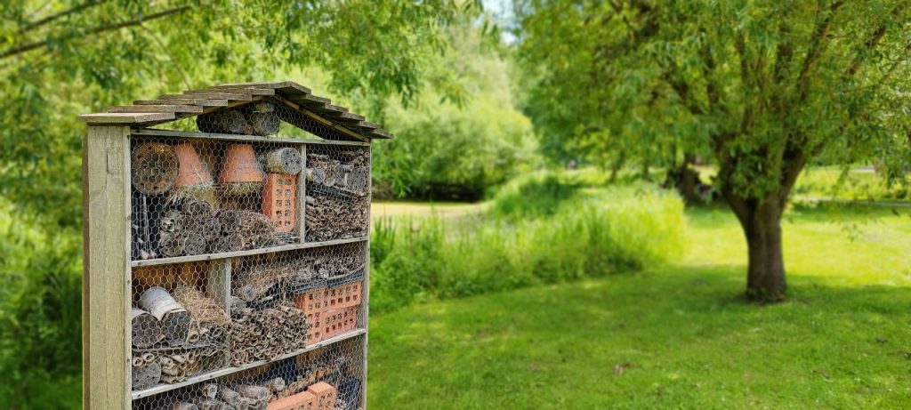 Insektenhotel-Jardin du Val Nançon Fougères