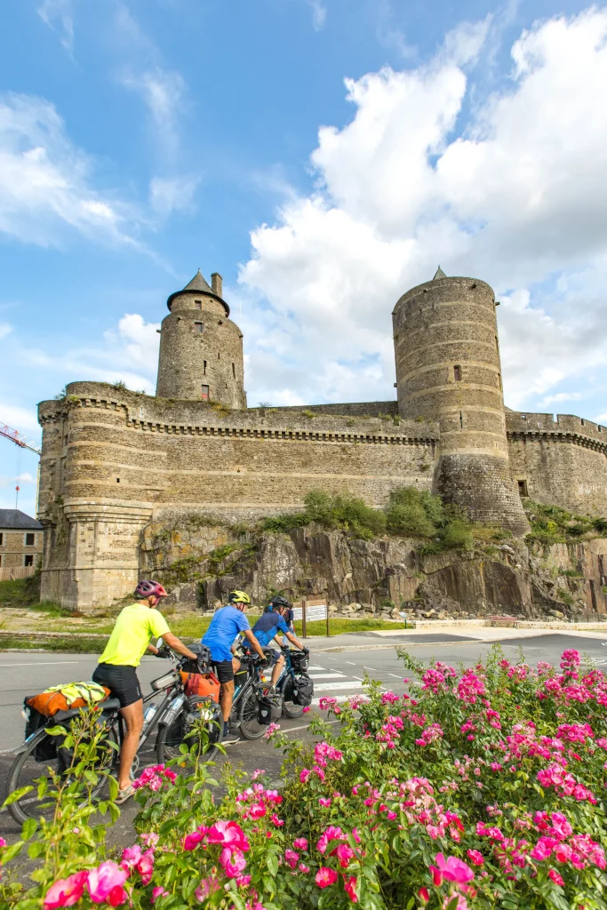 Cyclist in front of the Postern